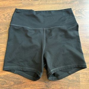 Fleo shorts (black)